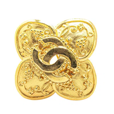 Pre-owned Chanel Plating Brooch () In Gold