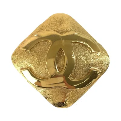 Pre-owned Chanel Plating Brooch () In Gold
