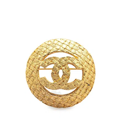 Pre-owned Chanel Plating Brooch () In Gold