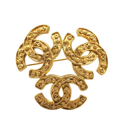 Pre-owned Chanel Plating Brooch () In Gold