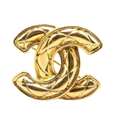Pre-owned Chanel Plating Brooch () In Gold