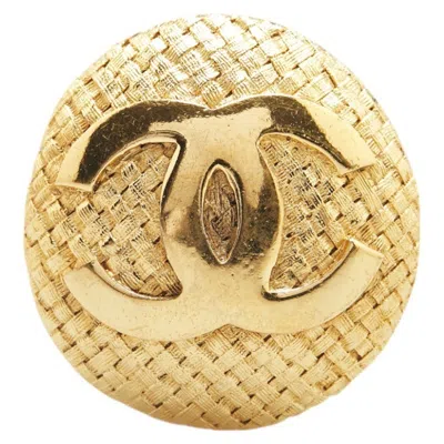 Pre-owned Chanel Plating Brooch () In Gold