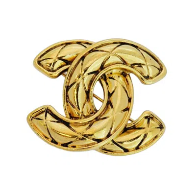 Pre-owned Chanel Plating Brooch () In Gold