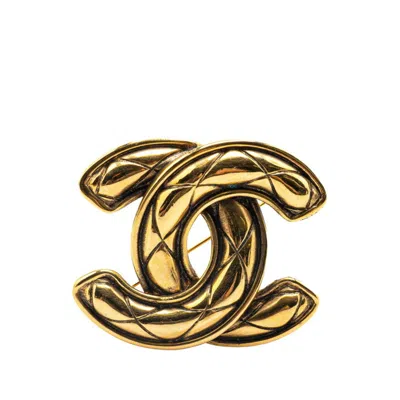 Pre-owned Chanel Plating Brooch () In Gold