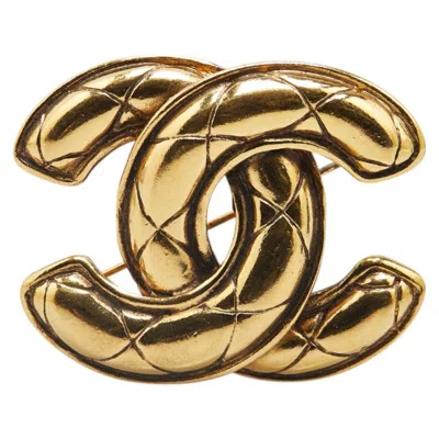 Pre-owned Chanel Plating Brooch () In Gold