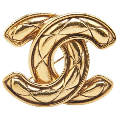 Pre-owned Chanel Plating Brooch () In Gold