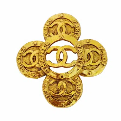 Pre-owned Chanel Plating Brooch () In Gold