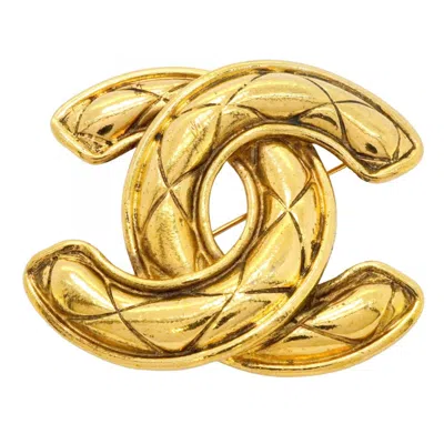 Pre-owned Chanel Plating Brooch () In Gold