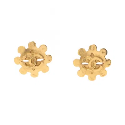 Pre-owned Chanel Plating Clip Earrings () In Gold