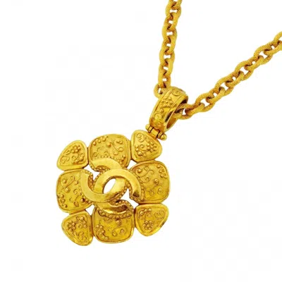 Pre-owned Chanel Plating Necklace () In Gold