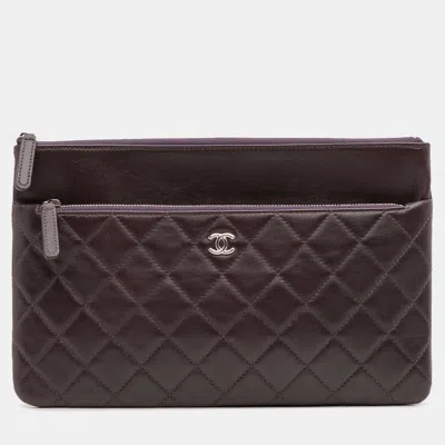 Pre-owned Chanel Purple Cc Quilted Lambskin Double Zip Clutch