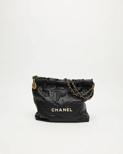 Pre-owned Chanel Quilted 22 Handbag In Black