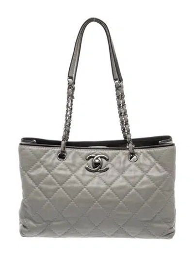 Pre-owned Chanel Quilted Be Caviar Tote In Gray