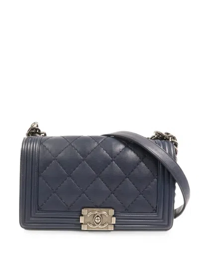 Pre-owned Chanel Quilted Boy Shoulder Bag In Blue