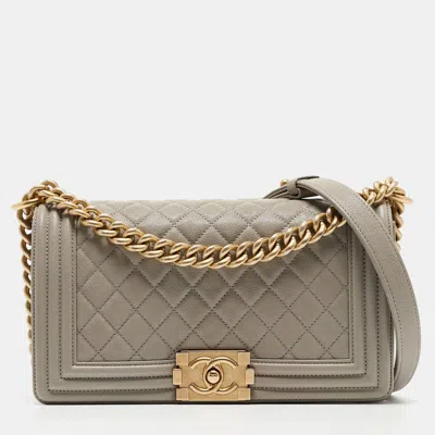 Pre-owned Chanel Quilted Caviar Leather Medium Boy Flap Bag In Grey