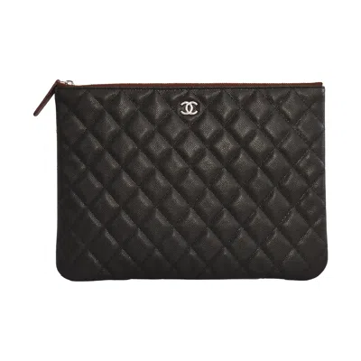 Pre-owned Chanel Quilted Caviar Leather Medium O Case Zipped Pouch Black