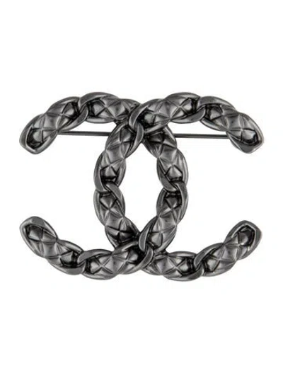 Pre-owned Chanel Quilted Cc Brooch In Multi