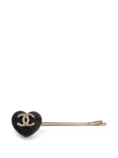 Pre-owned Chanel Quilted Cc Hair Clip In Gold