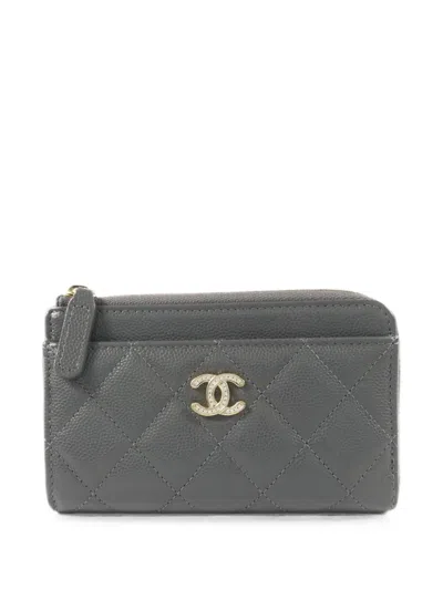 Pre-owned Chanel Quilted Cc Logo Wallet In Grey