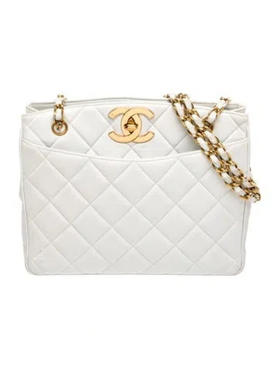 Pre-owned Chanel Quilted Cc Tote In White