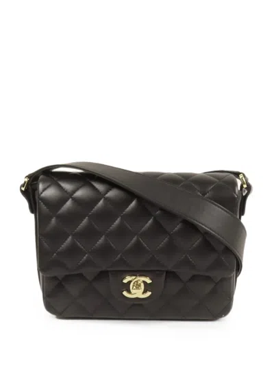 Pre-owned Chanel Quilted Cc Turn-lock Shoulder Bag In Black
