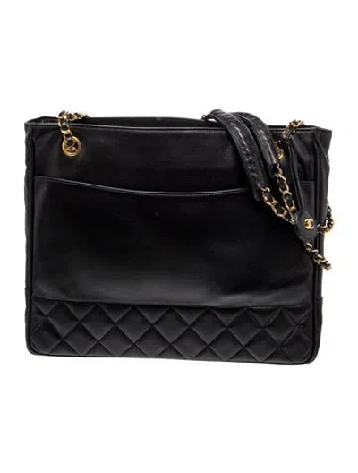 Pre-owned Chanel Quilted Chain Shopping Tote In Black