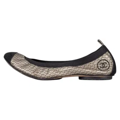 Pre-owned Chanel Quilted Gold Leather Ballerina Flats - Size 39.5 In Gray