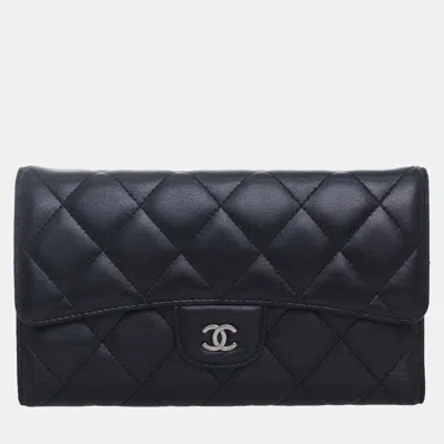 Pre-owned Chanel Quilted Lambskin Classic Flap Wallet In Black