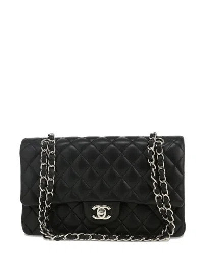 Pre-owned Chanel Quilted Leather Handbag In Black
