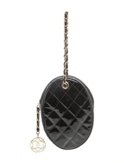 Pre-owned Chanel Quilted Oval Chain Clutch In Black