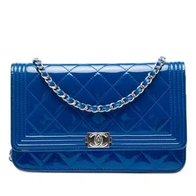 Pre-owned Chanel Quilted Patent Boy Wallet On Chain In Blue