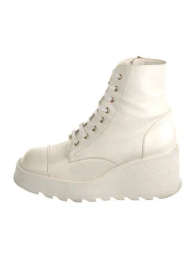 Pre-owned Chanel Quilted Pattern Leather Combat Boots In White