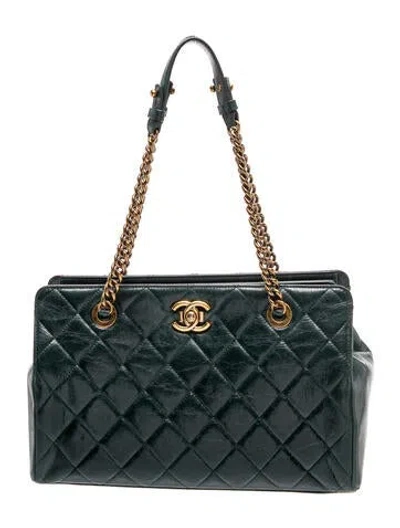 Pre-owned Chanel Quilted Perfect Edge Tote In Green