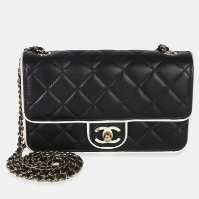 Pre-owned Chanel Quilted Resin Cc Flap Black White Lambskin Wallet On Chain Bag