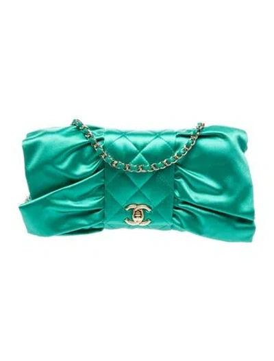 Pre-owned Chanel Quilted Satin Bow Clutch In Green