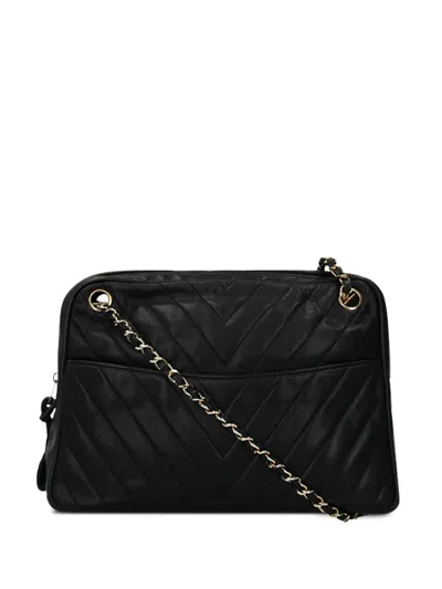 Pre-owned Chanel Quilted Shoulder Bag In Black