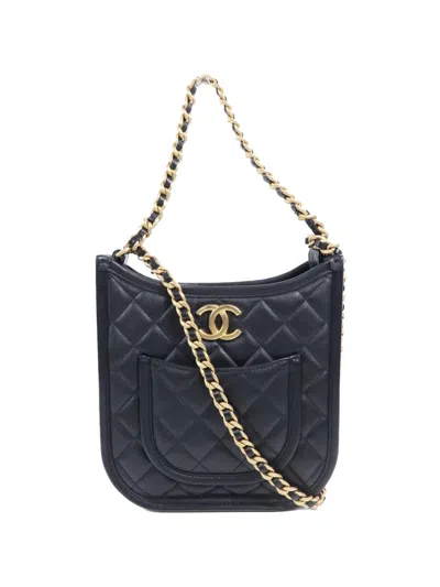 Pre-owned Chanel Quilted Shoulder Bag In Black