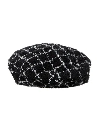 Pre-owned Chanel Quilted Tweed Beret In Black