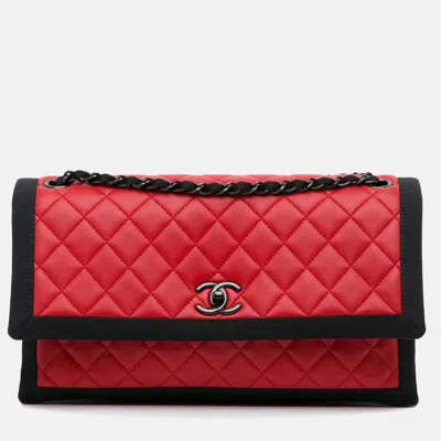 Pre-owned Chanel Quilted Two Tone Flap Red Lambskin And Grosgrain Leather Shoulder Bag