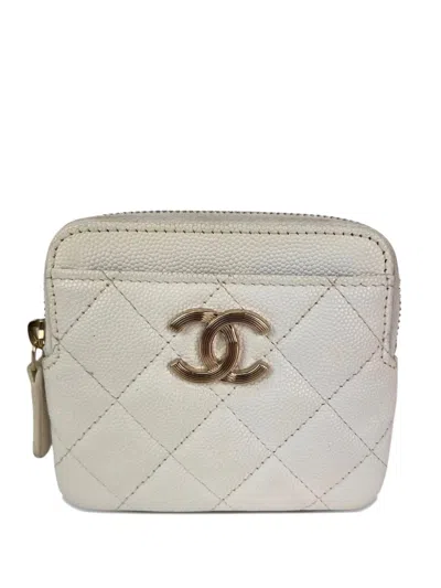 Pre-owned Chanel Quilted Zip Wallet In White