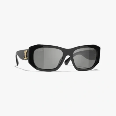 Chanel Rectangle Sunglasses In Black