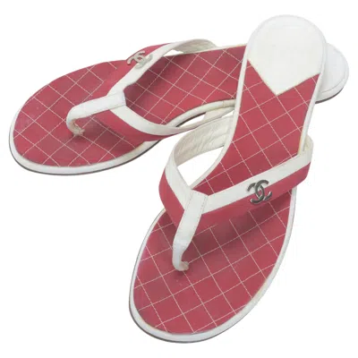 Pre-owned Chanel Red & White Flat Thong Sandals, Interlocking Cc Logo In Original Box