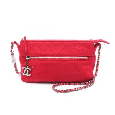 Pre-owned Chanel Red Color Cotton Shoulder Bag ()