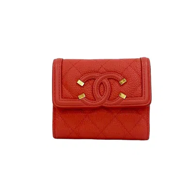 Pre-owned Chanel Red Color Grained Calfskin Wallet (tri-fold) ()