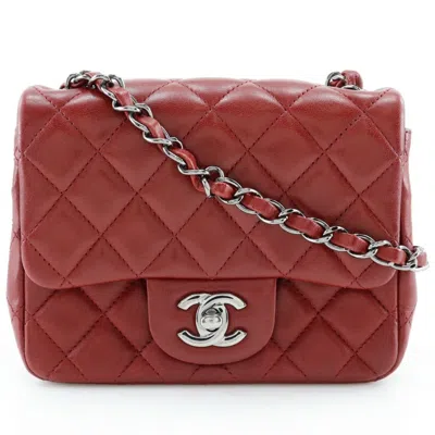 Pre-owned Chanel Red Color Leather Shoulder Bag ()