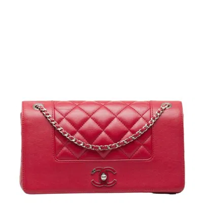 Pre-owned Chanel Red Color Leather Shoulder Bag ()
