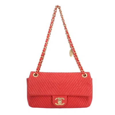 Pre-owned Chanel Red Color Leather Shoulder Bag ()