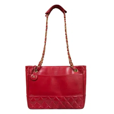 Pre-owned Chanel Red Color Leather Shoulder Bag ()