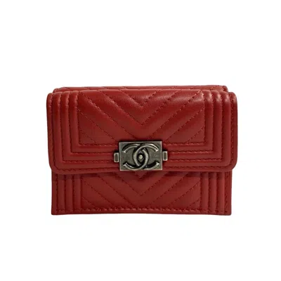Pre-owned Chanel Red Color Leather Wallet (tri-fold) ()