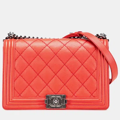 Pre-owned Chanel Red Medium Quilted Calfskin Wild Stitch Boy Flap Bag
